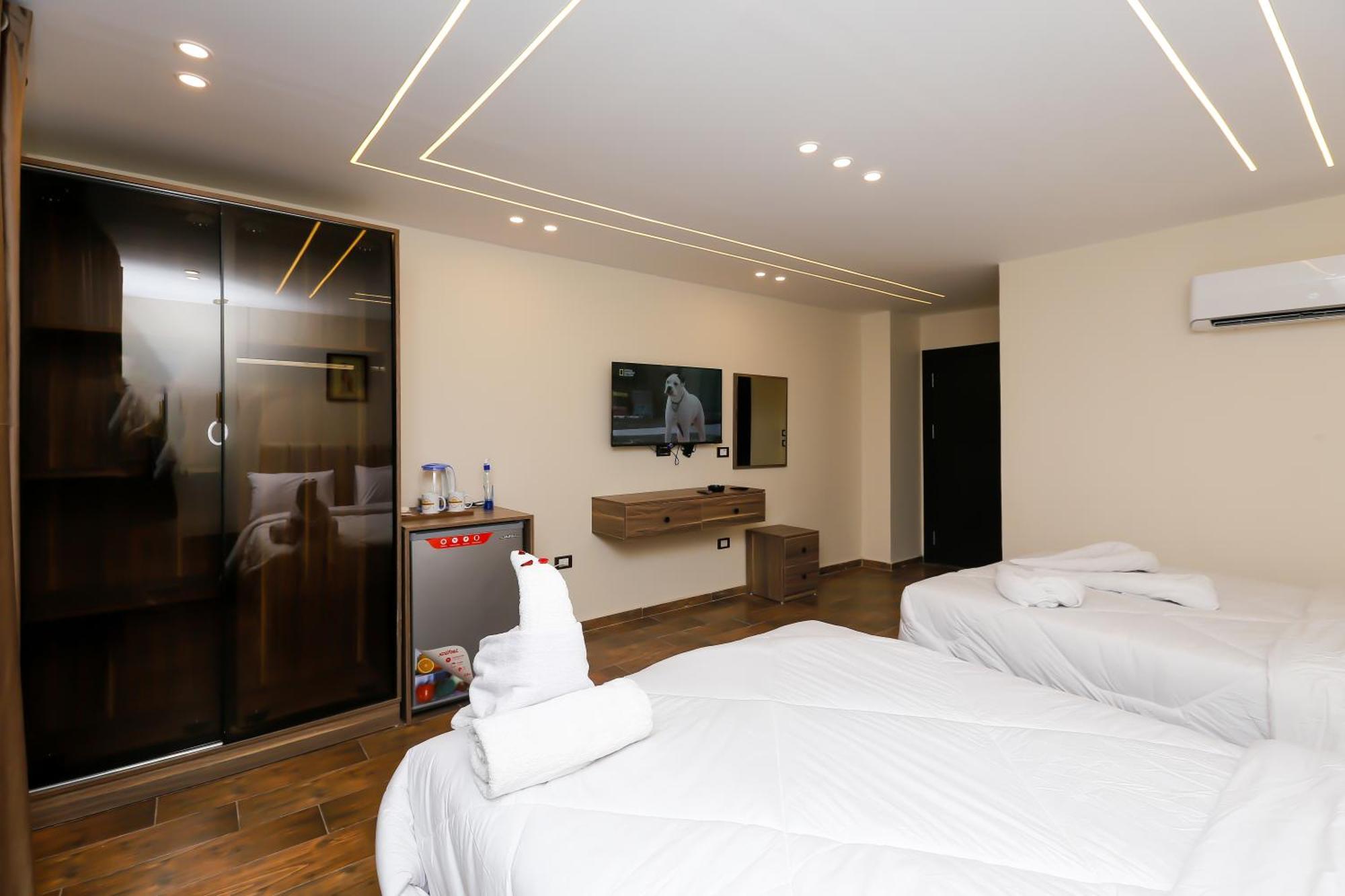Imperial Pyramids Heights View Bed & Breakfast Nazlet el-Sisi Exterior photo