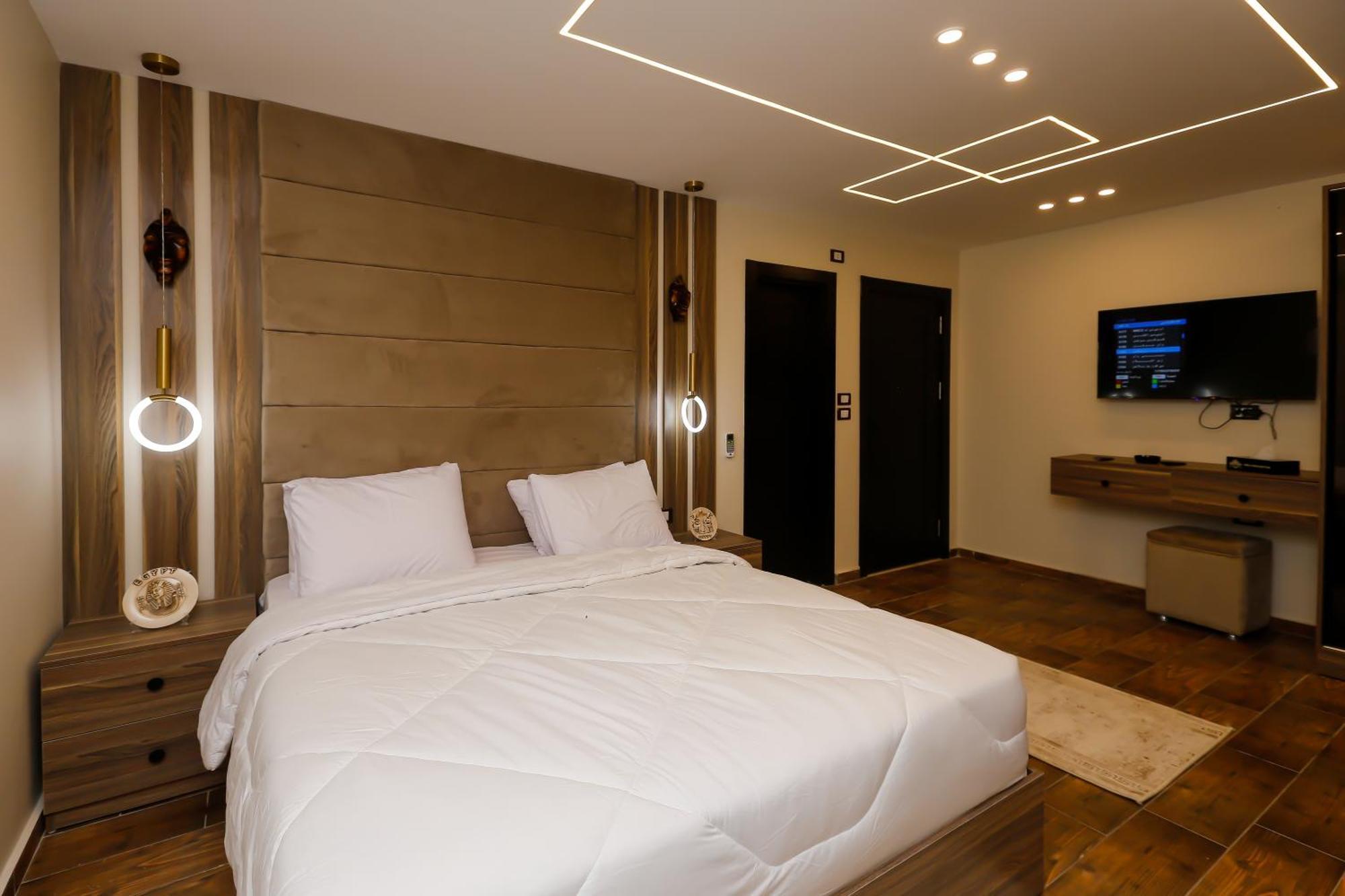 Imperial Pyramids Heights View Bed & Breakfast Nazlet el-Sisi Exterior photo