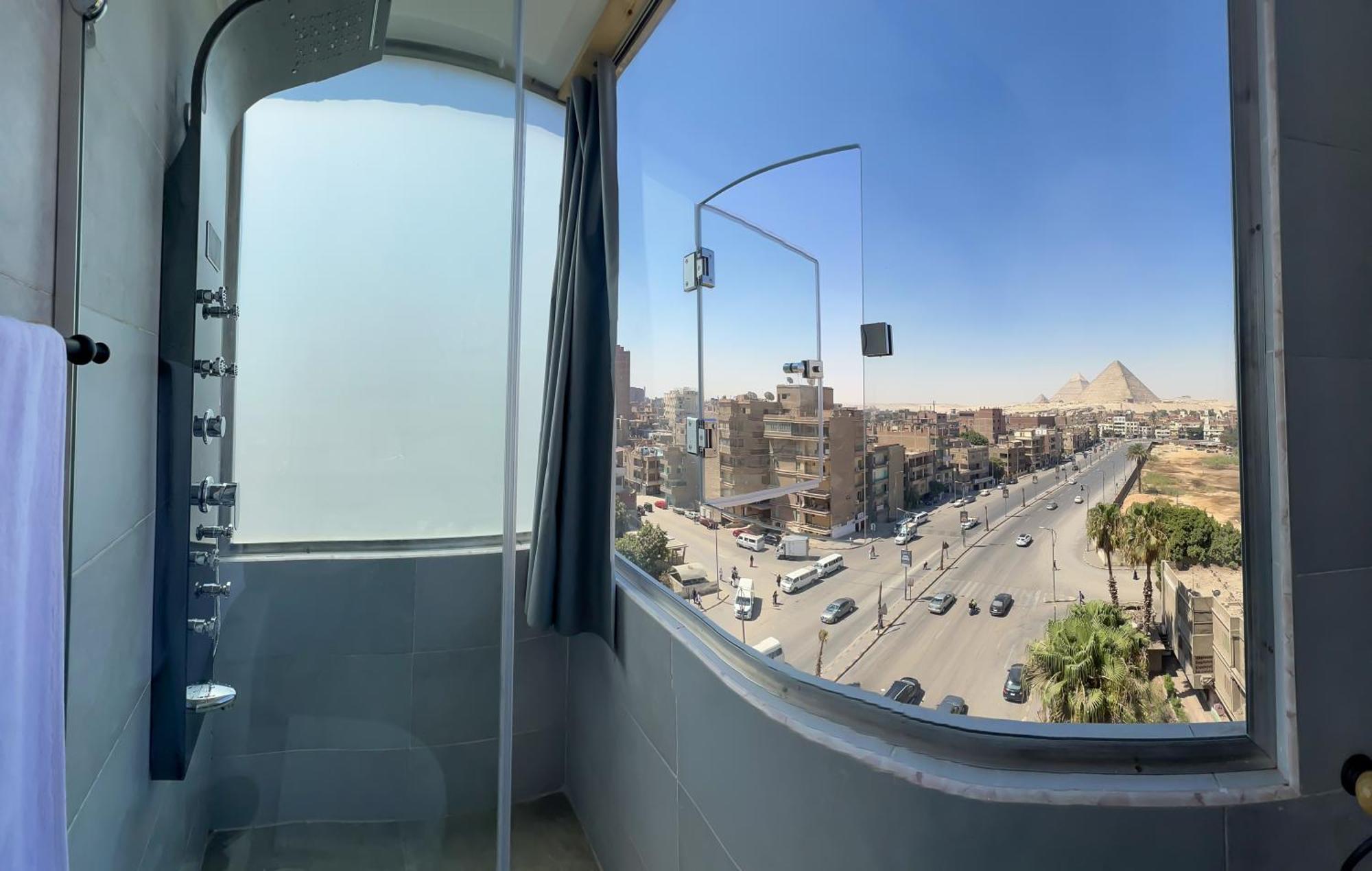 Imperial Pyramids Heights View Bed & Breakfast Nazlet el-Sisi Exterior photo